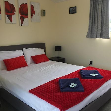 Otorohanga Kiwi Holiday Park Ngoại thất bức ảnh