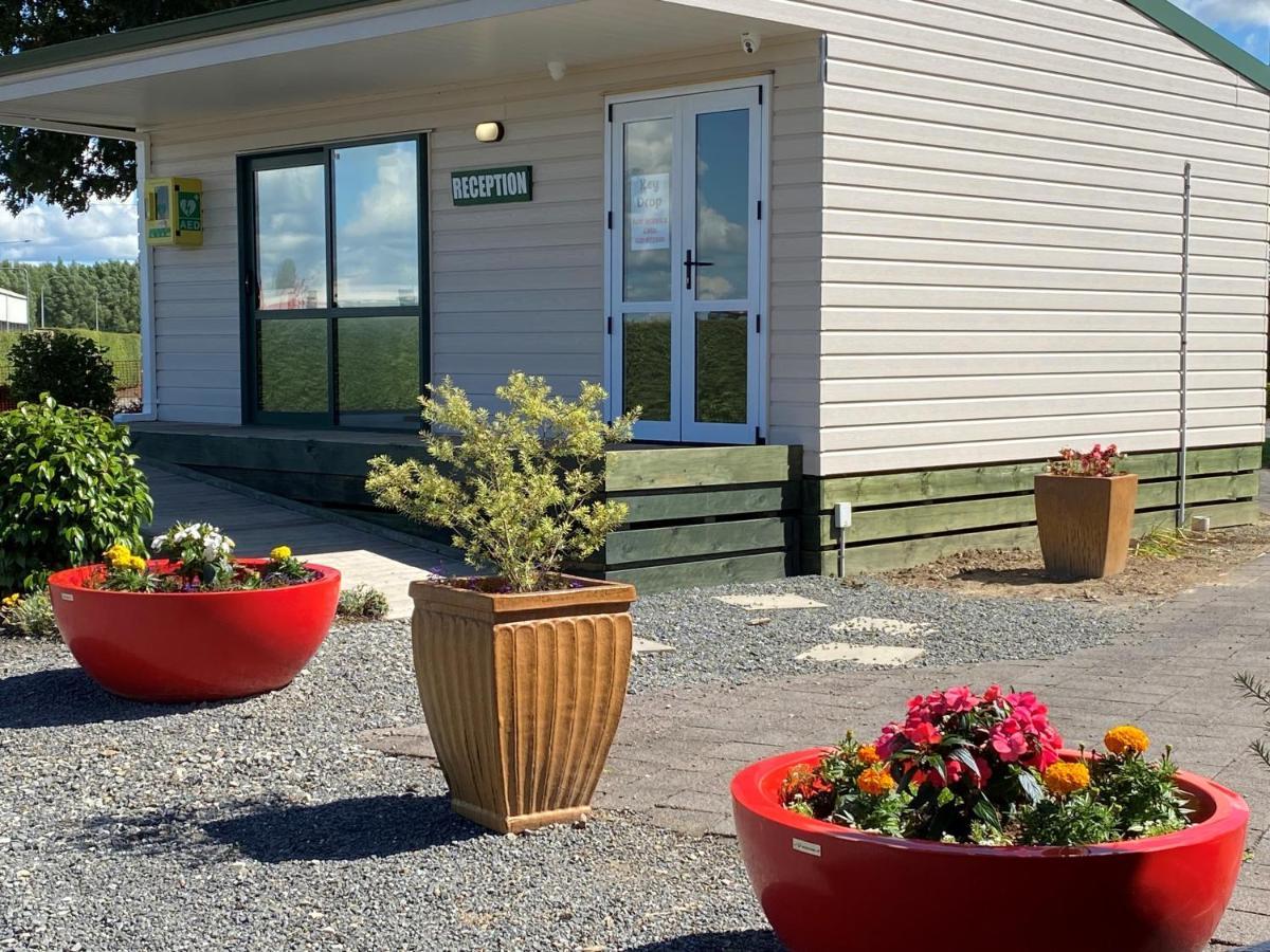 Otorohanga Kiwi Holiday Park Ngoại thất bức ảnh