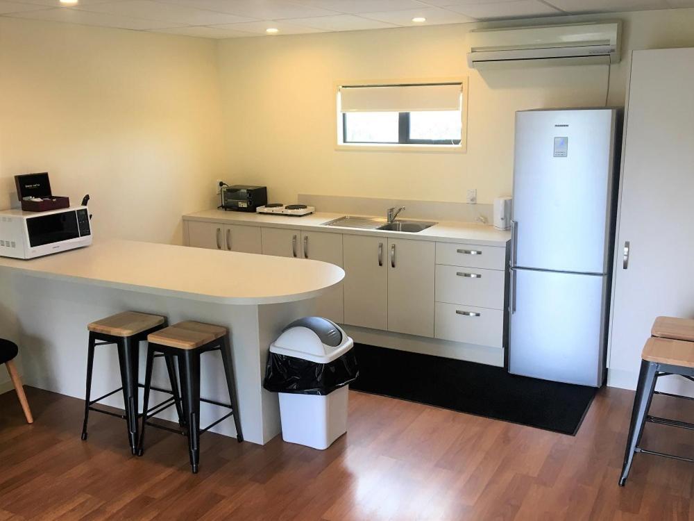 Otorohanga Kiwi Holiday Park Ngoại thất bức ảnh